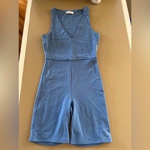 Aritzia | Babaton Contour V-neck Romper in Flagstone Blue - Size Medium